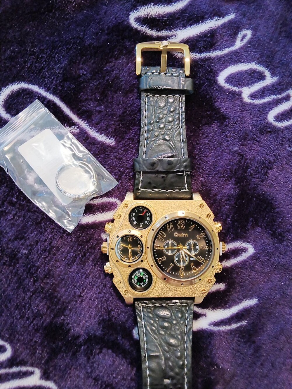 Attention: @dashunm, mens large face watch in black
